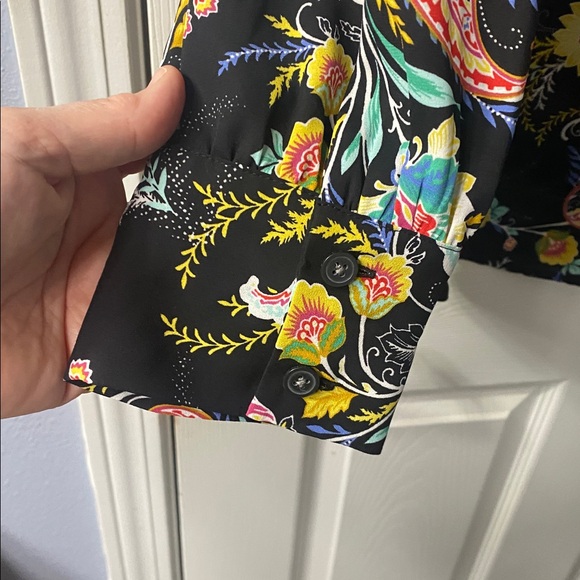 LOFT Multicolor Floral Blouse - Picture 4 of 4